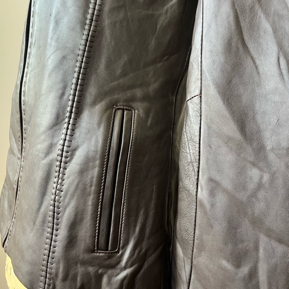 Jones New York Brown Genuine Leather Jacket Fitted Zip Front Size S - Picture 14 of 16